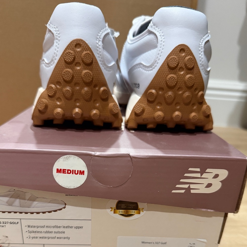 New Balance White and Tan Women's Shoes Size 6 - Picture 5 of 5